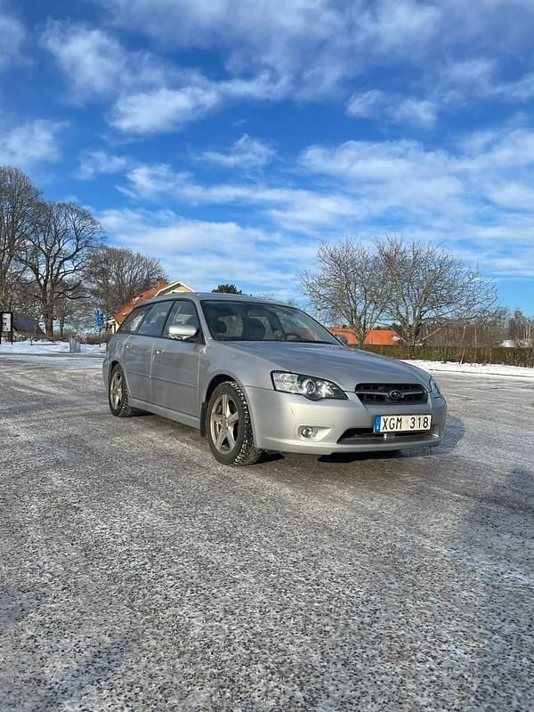 Begagnad Subaru Legacy 165 HK (121 kW) 2006 Kombi