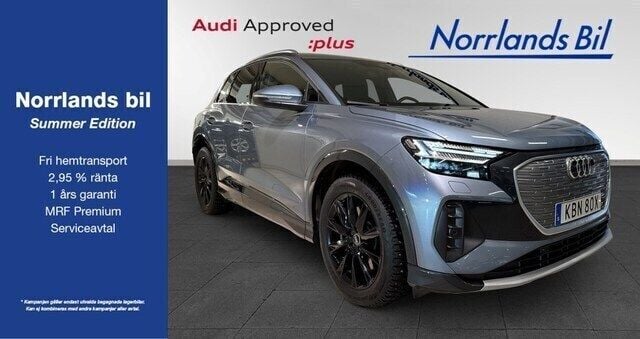 Gejserblå metallic Begagnad 2023 Audi Q4 e-tron Advanced SUV | 489 000 kr (Lite dyr) - Bild 1/4