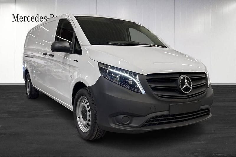 Begagnad Mercedes e-Vito 85 kW (116 HK) 2024 Vit Minibuss