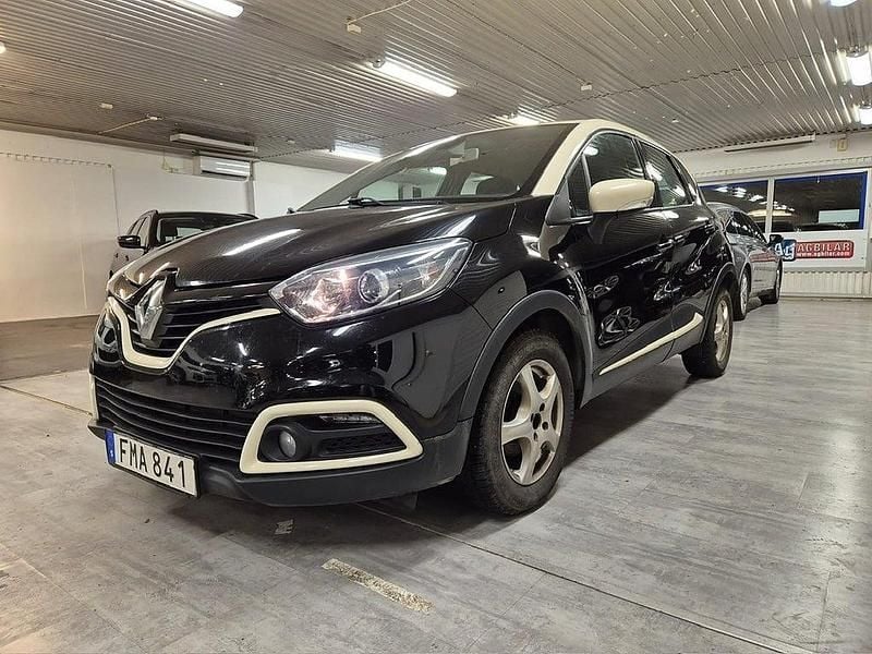 Svart Begagnad 2013 Renault Captur SUV | 69 990 kr (Bra pris) - Bild 1/4
