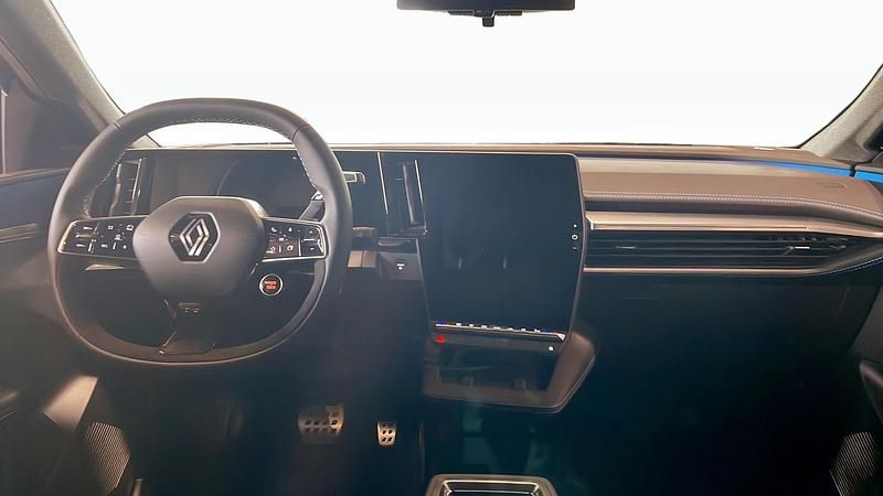 Begagnad Renault Scenic E-Tech 2024 Svart SUV