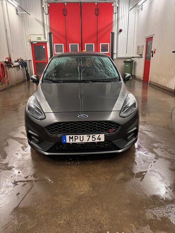 Begagnad Ford Fiesta ST 200 HK (147 kW) 2019 Halvkombi