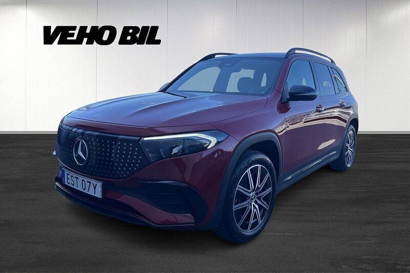 Röd Begagnad 2024 Mercedes EQB300 AMG SUV | 559 900 kr (Lite dyr) - Bild 1/4