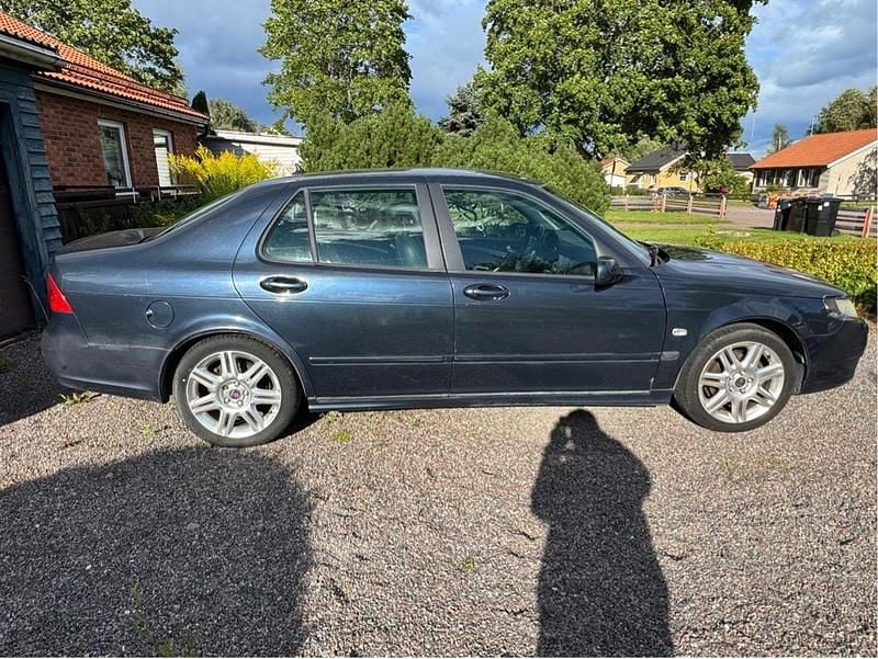 Blå Begagnad 2007 Saab 9-5 Vector Sedan | 20 000 kr (Superpris) - Bild 1/1