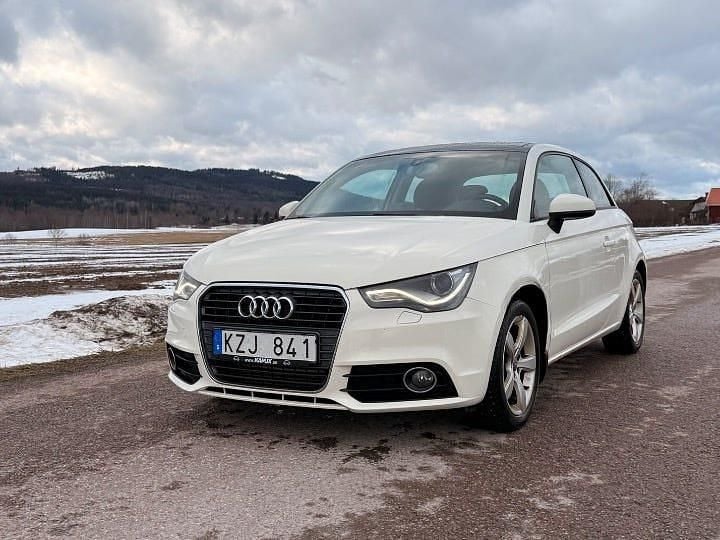 Begagnad Audi A1 105 HK (77 kW) 2011 Halvkombi