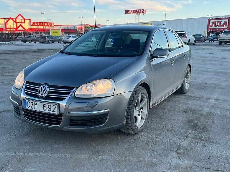 Begagnad VW Jetta 150 HK (110 kW) 2006 Sedan