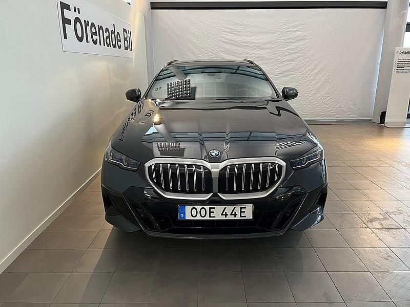 Begagnad BMW 530e Comfort Edition 190 HK (139 kW) 2025 Grå Kombi