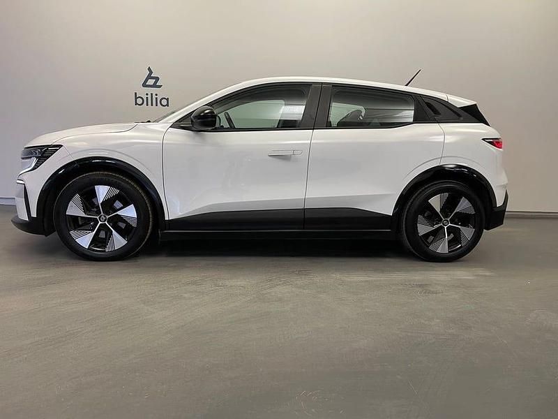 Begagnad Renault Mégane IV Equilibre 97 kW (132 HK) 2022 Vit Halvkombi