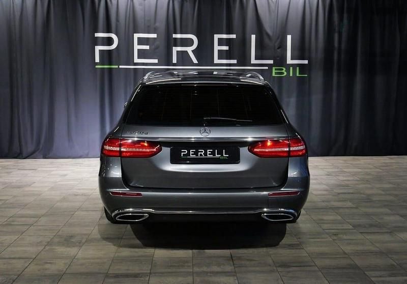 Begagnad Mercedes E220 Avantgarde 194 HK (142 kW) 2016 Selenitgrå metallic Kombi