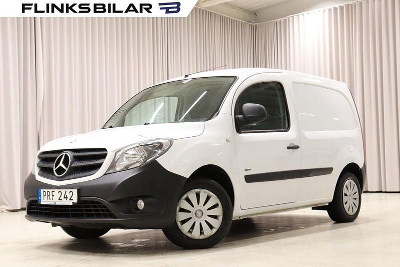 Vit Begagnad 2017 Mercedes Citan 109 Van | 99 900 kr (Marknadspris) - Bild 1/4