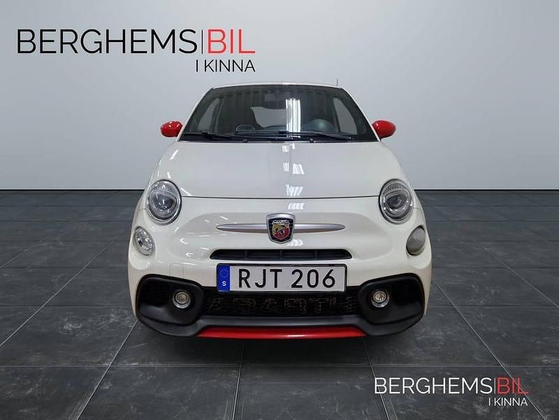 Begagnad Abarth 595 146 HK (107 kW) 2017 Vit Sportkupé
