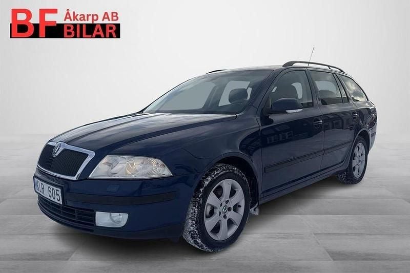 Mörkblå Begagnad 2008 Skoda Octavia Kombi | 44 500 kr (Lite dyr) - Bild 1/4