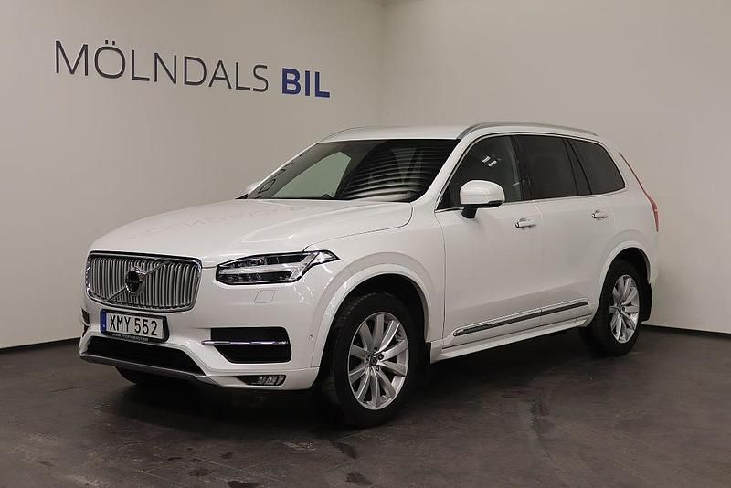 Vit Begagnad 2016 Volvo XC90 Inscription SUV | 389 900 kr (Bra pris) - Bild 1/4