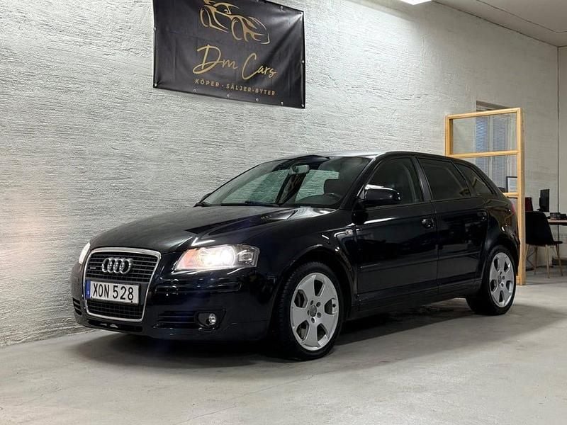 Begagnad Audi A3 250 HK (183 kW) 2005 Svart Halvkombi