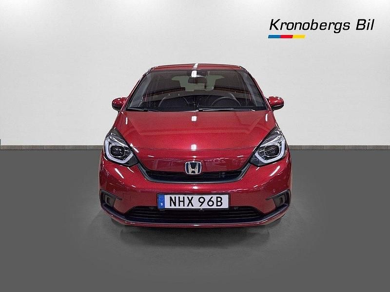 Begagnad Honda Jazz Elegance 109 HK (80 kW) 2023 Premium crystal red metallic Halvkombi