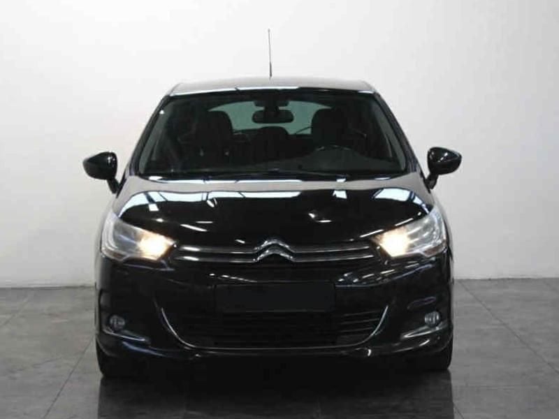 Svart Begagnad 2011 Citroën C4 Halvkombi | 65 000 kr (Lite dyr) - Bild 1/4
