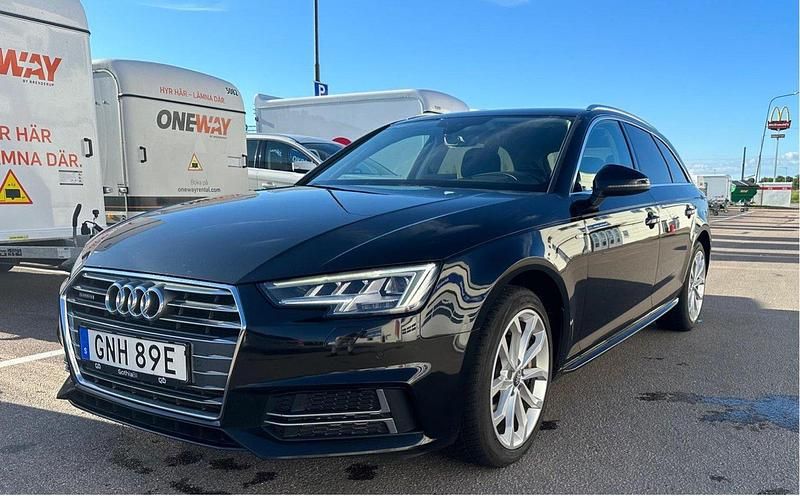 Svart Begagnad 2017 Audi A4 S-Line Kombi | 169 000 kr (Bra pris) - Bild 1/4