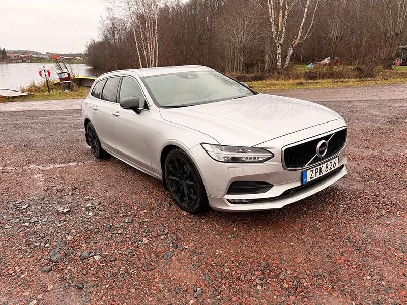 Begagnad Volvo V90 190 HK (139 kW) 2019 Kombi