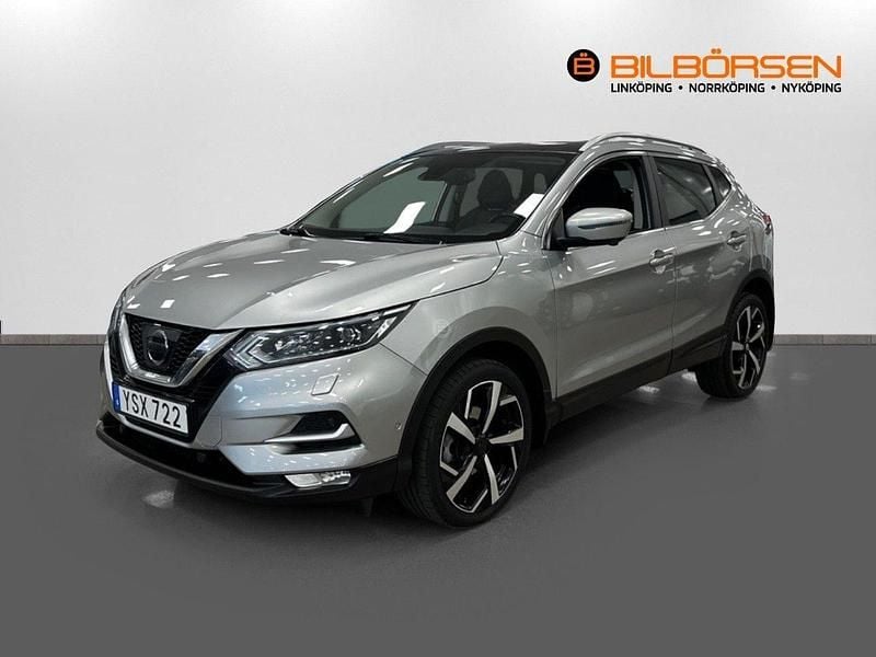 Silver Begagnad 2017 Nissan Qashqai Pack SUV | 164 900 kr (Marknadspris) - Bild 1/4