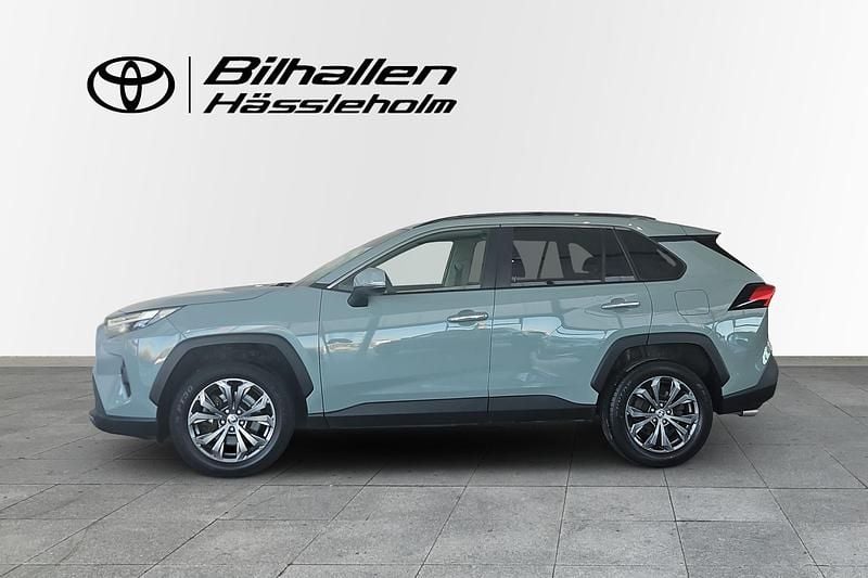 Begagnad Toyota RAV4 Hybrid Executive 224 HK (164 kW) 2022 Grön SUV