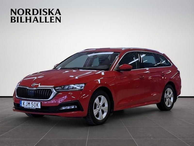 Begagnad Skoda Octavia Ambition 110 HK (80 kW) 2020 Röd Kombi