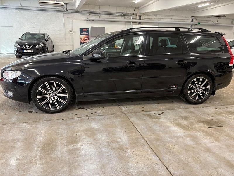 Svart Begagnad 2014 Volvo V70 Dynamic Kombi | 169 900 kr (Dyr) - Bild 1/4