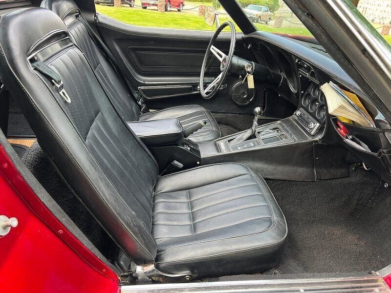 Begagnad Chevrolet Corvette 271 HK (199 kW) 1973 Candy apple red Cab