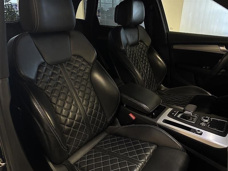 Begagnad Audi Q5 S-Line 231 HK (169 kW) 2020 Grå SUV