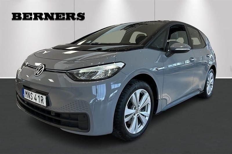 Grå Begagnad 2021 VW ID.3 Pro Performance Halvkombi | 229 900 kr (Marknadspris) - Bild 1/4