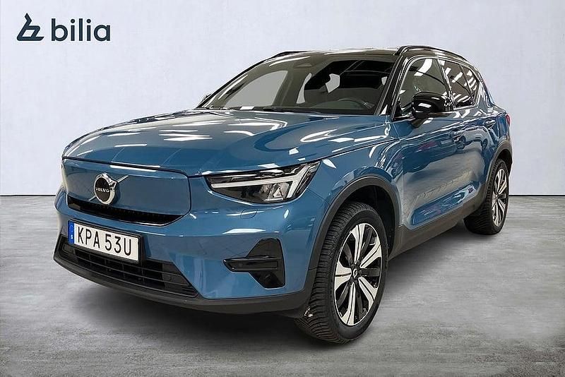 Blå Begagnad 2022 Volvo XC40 Core SUV | 339 900 kr - Bild 1/3