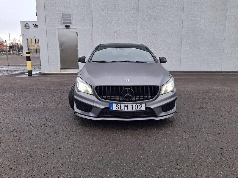 Begagnad Mercedes CLA200 AMG 136 HK (100 kW) 2014 Grå Sportkupé