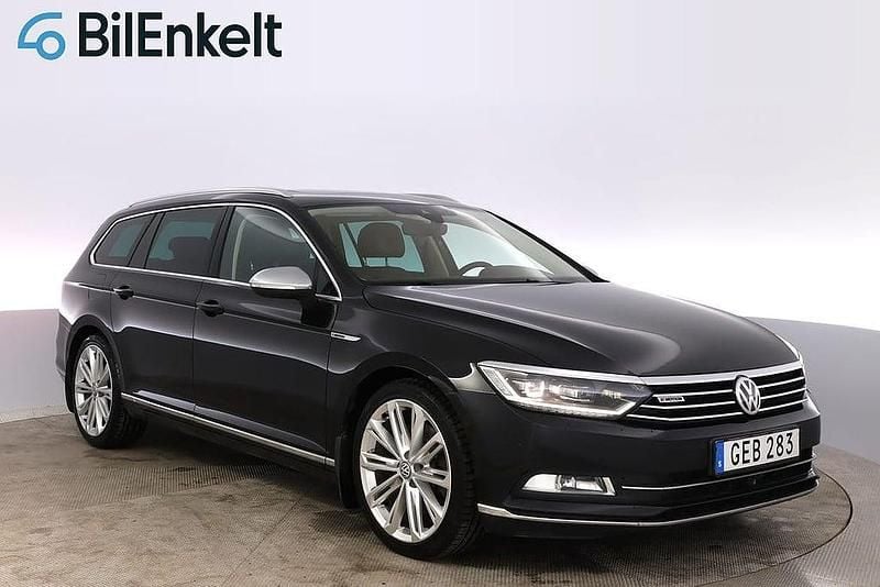 Svart Begagnad 2015 VW Passat Kombi | 174 900 kr (Marknadspris) - Bild 1/4