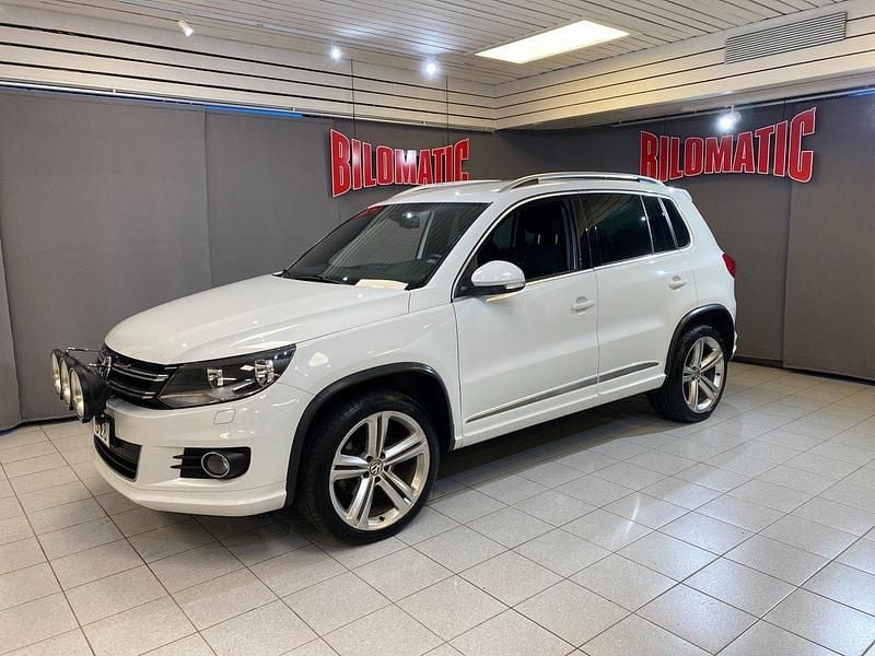 Vit Begagnad 2014 VW Tiguan R-line SUV | 79 000 kr (Bra pris) - Bild 1/4