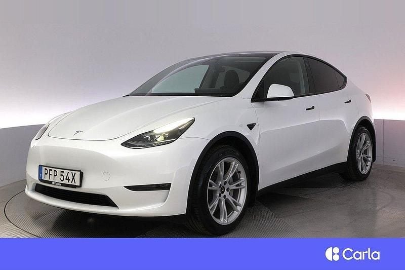 Vit Begagnad 2023 Tesla Model Y Long Range SUV | 463 900 kr - Bild 1/4