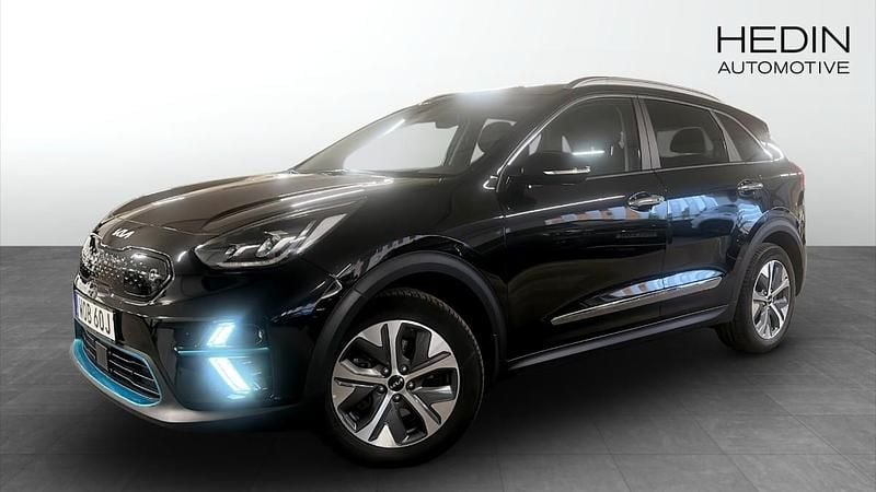 Svart (black) Begagnad 2022 Kia e-Niro Advance SUV | 319 900 kr (Lite dyr) - Bild 1/4