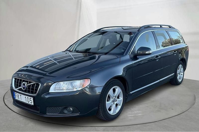 Grå Begagnad 2010 Volvo V70 Momentum Kombi | 68 000 kr (Marknadspris) - Bild 1/4
