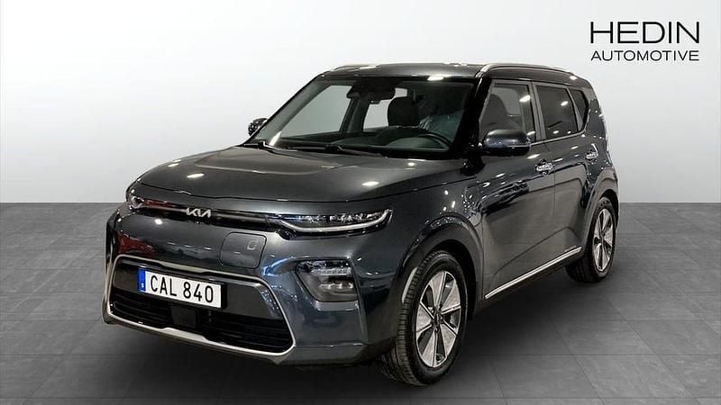 Grå Begagnad 2023 Kia Soul EV Advance SUV | 249 900 kr (Superpris) - Bild 1/4