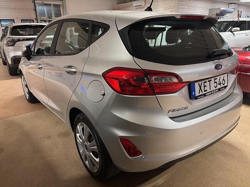 Begagnad Ford Fiesta Trend 86 HK (63 kW) 2018 Grå Halvkombi