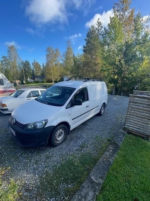 Vit Begagnad 2013 VW Caddy Maxi Minibuss | 54 000 kr (Bra pris) - Bild 1/4
