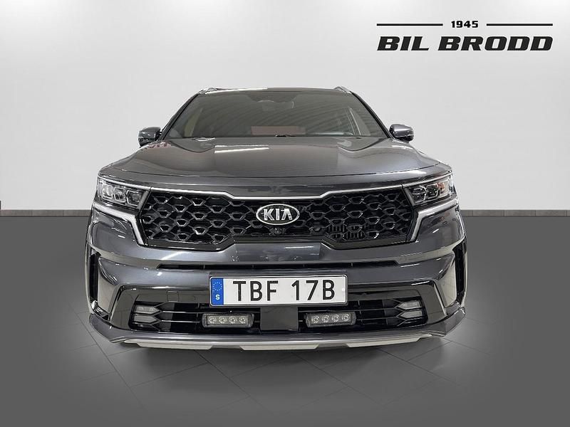 Begagnad Kia Sorento Advance 268 HK (197 kW) 2021 Grå SUV