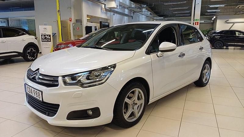 Begagnad Citroën C4 PureTech 110 HK (80 kW) 2015 Vit Halvkombi