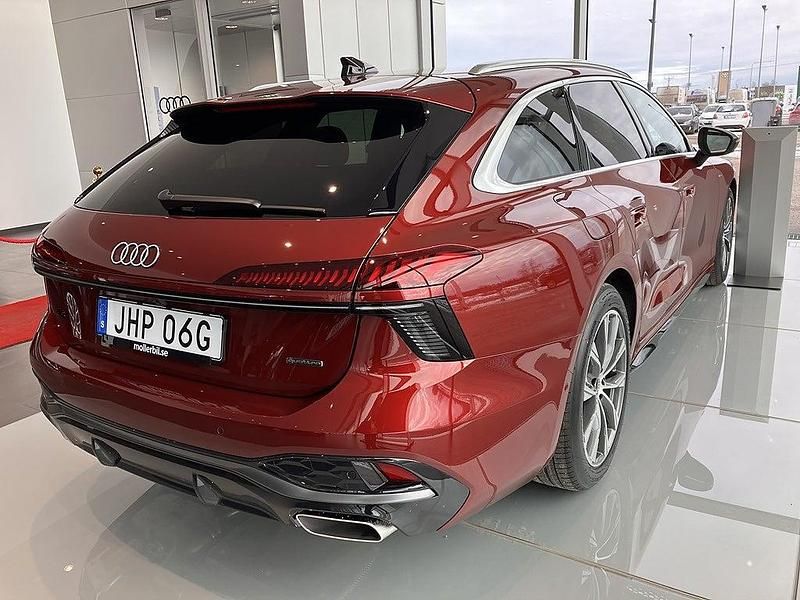 Ny Audi A6 S-Line 2026 Röd Kombi