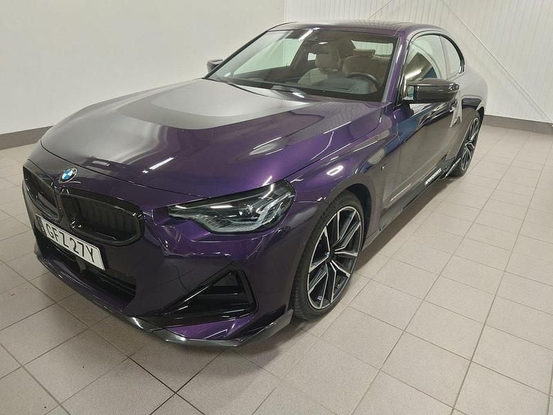 Lila Begagnad 2022 BMW M240 Sportkupé | 589 900 kr (Lite dyr) - Bild 1/4