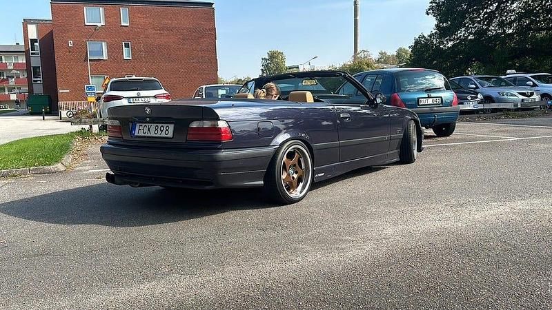 Begagnad BMW 328 193 HK (141 kW) 1995 Cab