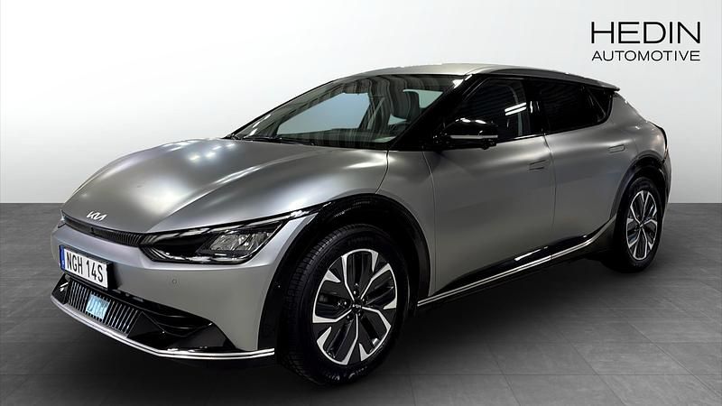 Grå metallic Begagnad 2022 Kia EV6 3 SUV | 439 900 kr - Bild 1/4