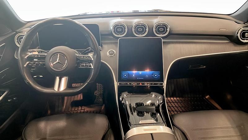Begagnad Mercedes C300e 2022 Svart Sedan