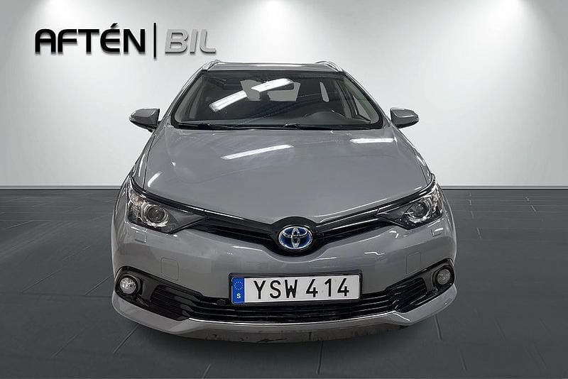 Begagnad Toyota Auris Touring Sports Edition 99 HK (72 kW) 2018 Grå Kombi
