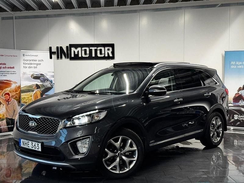 Grå Begagnad 2016 Kia Sorento SUV | 209 900 kr (Marknadspris) - Bild 1/4