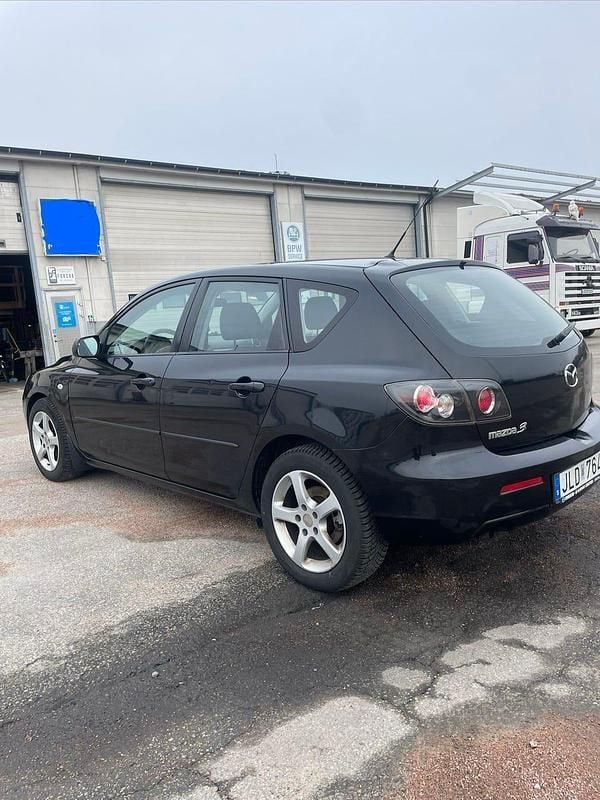 Begagnad Mazda 3 Inclusive 105 HK (77 kW) 2008