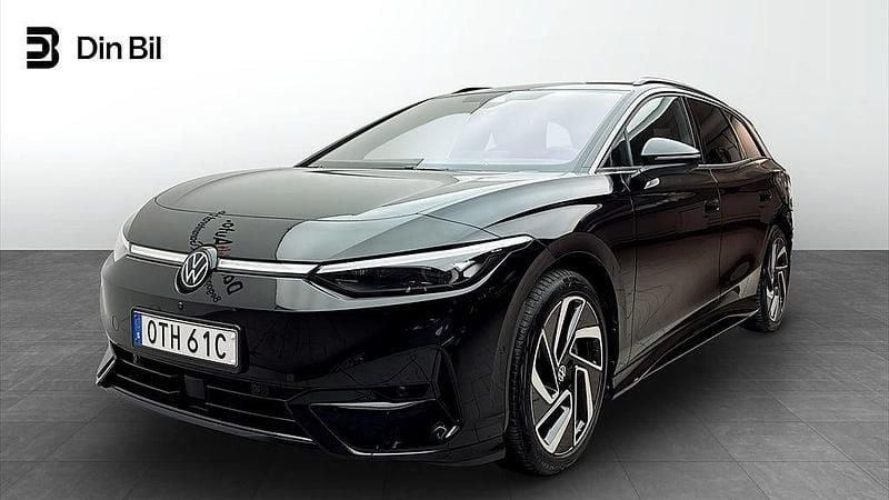 Svart Begagnad 2024 VW ID.7 Pro Kombi | 599 900 kr (Marknadspris) - Bild 1/4